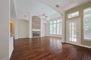 36 Watermill Pl, Sugar Land, TX 77479 - Photo 11