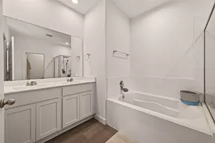 3132 Wickfield Pass Ln, League City, TX 77573 - Photo 35