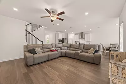 3132 Wickfield Pass Lane, League City, TX 77573 - Photo 9