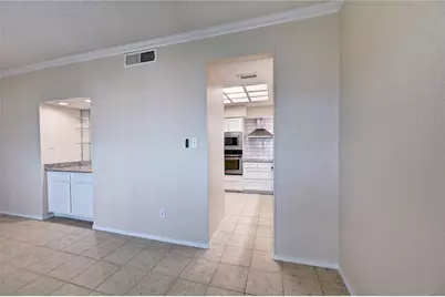 921 Marine Drive #110, Galveston, TX 77550 - Photo 9