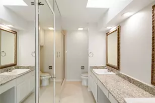 921 Marine Dr, Galveston, TX 77550 - Photo 31