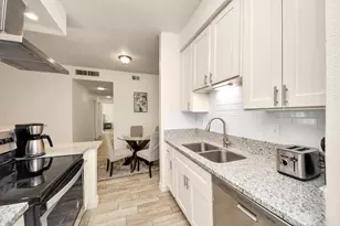 7950 N Stadium Dr, Houston, TX 77030 - Photo 17