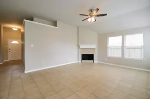 4814 Emerald Bay Cir, Baytown, TX 77523 - Photo 3