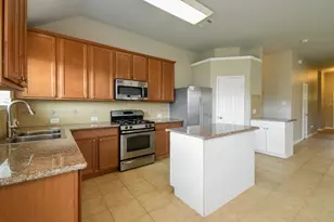 4814 Emerald Bay Cir, Baytown, TX 77523 - Photo 5