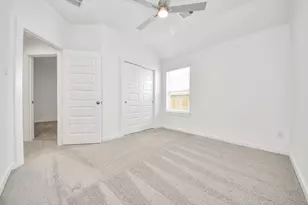 319 Ice Shr Trl, Dayton, TX 77535 - Photo 33