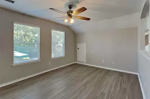 10406 Comanche Springs Ct, Houston, TX 77095 - Photo 19