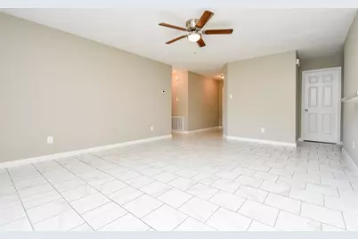 7818 Summer Place Drive, Humble, TX 77338 - Photo 5
