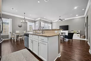 5978 Kansas St, Houston, TX 77007 - Photo 13