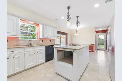 18310 Lake Oaks Drive, Spring, TX 77388 - Photo 13