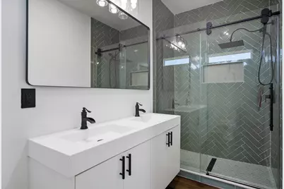 1211 W Canal, Crystal Beach, TX 77650 - Photo 19