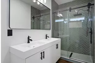 1211 W Canal, Crystal Beach, TX 77650 - Photo 19