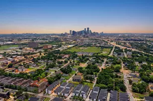 723 N Emile St, Houston, TX 77020 - Photo 25