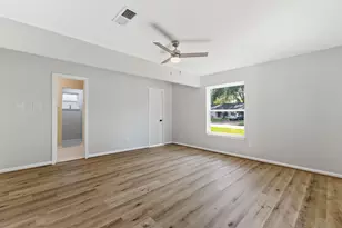 9326 Meadowbriar Ln, Houston, TX 77063 - Photo 19
