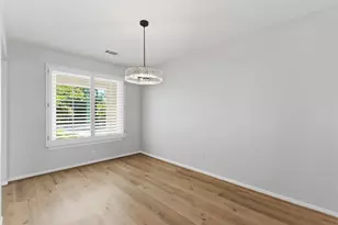 9326 Meadowbriar Ln, Houston, TX 77063 - Photo 7