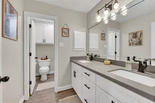 1304 Edinburgh Dr, Friendswood, TX 77546 - Photo 37