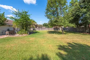 1304 Edinburgh Dr, Friendswood, TX 77546 - Photo 17