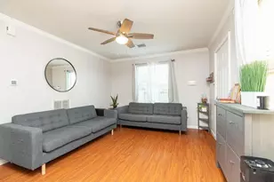 531 Dogwood St, Houston, TX 77022 - Photo 5