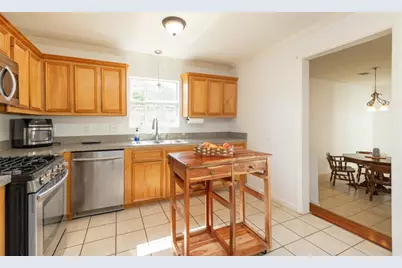 531 Dogwood Street, Houston, TX 77022 - Photo 11