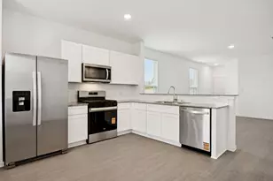 623 Amber Fls Dr, Montgomery, TX 77356 - Photo 9