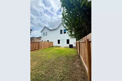 1230 3rd Avenue N, Texas City, TX 77590 - Photo 29