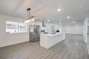 595 River Plantation Dr, Conroe, TX 77302 - Photo 5