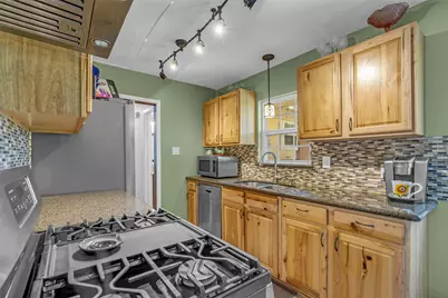 5129 Nina Lee Lane, Houston, TX 77092 - Photo 15