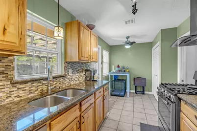 5129 Nina Lee Lane, Houston, TX 77092 - Photo 7