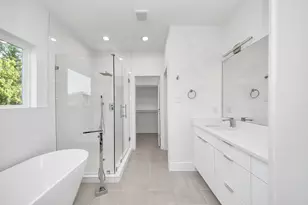 2521 Francis St, Houston, TX 77004 - Photo 29