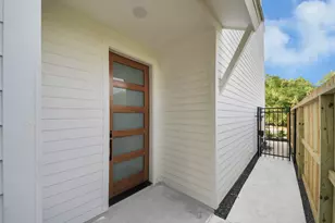 2521 Francis St, Houston, TX 77004 - Photo 3