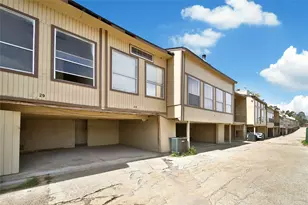 28 Lakeway St, Conroe, TX 77304 - Photo 19