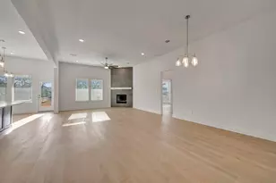 455 6th St, Magnolia, TX 77355 - Photo 5