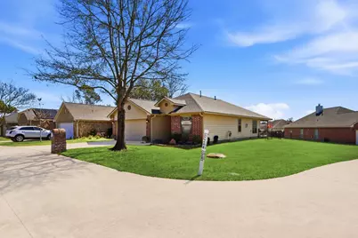 102 Golfview Court, Conroe, TX 77356 - Photo 5