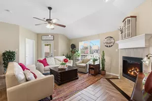 102 Golfview Ct, Montgomery, TX 77356 - Photo 9