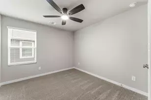 411 April Bay Dr, Conroe, TX 77316 - Photo 27