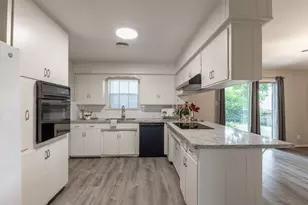 802 Spinn St, Brenham, TX 77833 - Photo 7