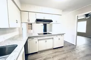 802 Spinn St, Brenham, TX 77833 - Photo 5