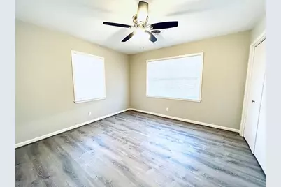 802 Spinn Street, Brenham, TX 77833 - Photo 7