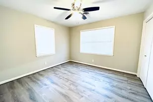 802 Spinn St, Brenham, TX 77833 - Photo 7