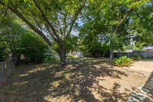 802 Spinn St, Brenham, TX 77833 - Photo 25