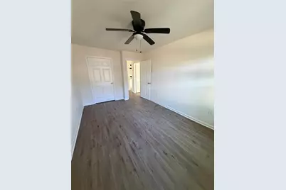 915 W 28th Street, Bryan, TX 77803 - Photo 3