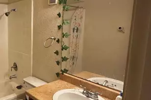 8100 Creekbend Dr, Houston, TX 77071 - Photo 9