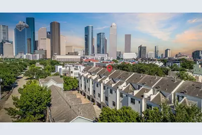 1212 W Dallas Street, Houston, TX 77019 - Photo 1