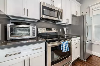 1032 Alexander Street #A, Houston, TX 77008 - Photo 11