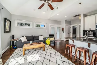 1032 Alexander Street #A, Houston, TX 77008 - Photo 5