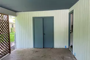 1702 19th St, Huntsville, TX 77340 - Photo 17