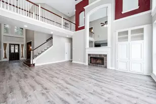 2923 Elsbury Ln, Pearland, TX 77584 - Photo 9