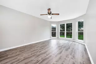 2923 Elsbury Ln, Pearland, TX 77584 - Photo 19