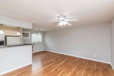 425 Emerson Street #13, Houston, TX 77006 - Photo 3
