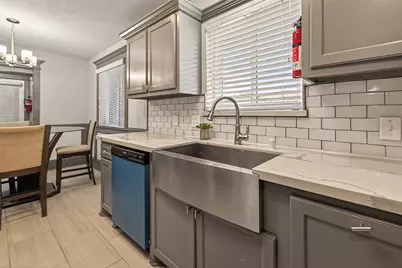 15206 Ridingwood Drive, Houston, TX 77489 - Photo 25