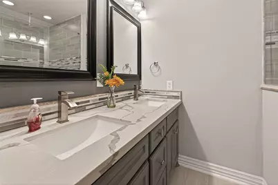 15206 Ridingwood Drive, Houston, TX 77489 - Photo 39